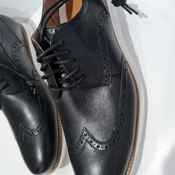 Cole Haan Shoes for men New - Picture 5 of 9